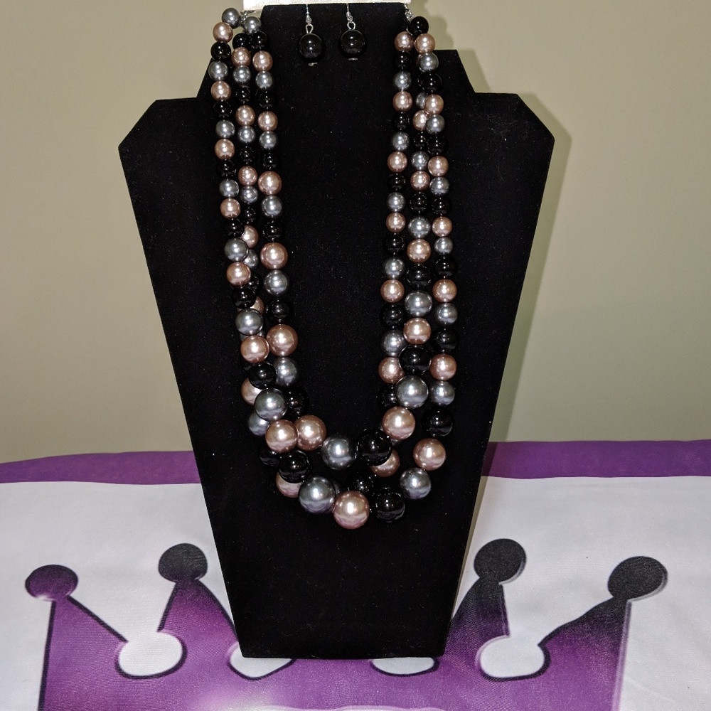 Pearl Necklace